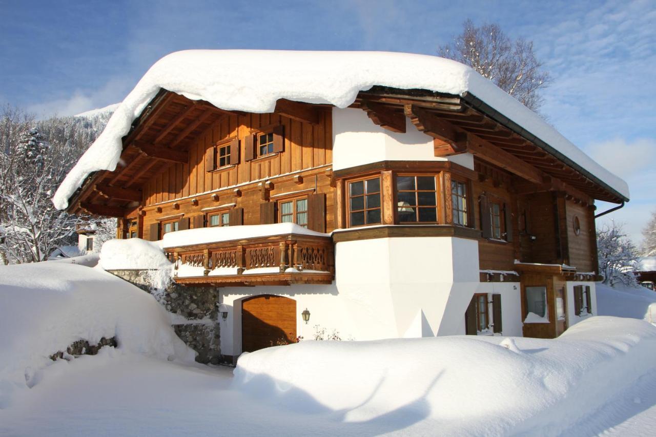 Villa Ferienhaus Alpsteig Schattwald Exterior foto